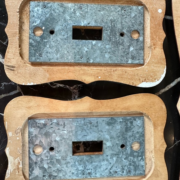 Set of Vintage Colonial Wooden Light Switch Plates - Quad, Double, & 4 Single - Picture 9 of 14